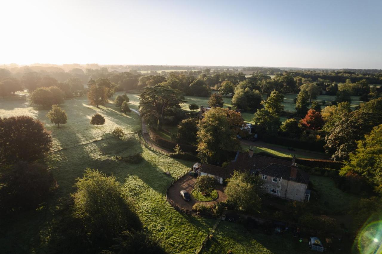 Hovell Hall Country Bed And Breakfast Norwich Exterior photo