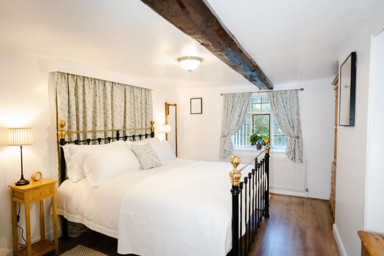 Hovell Hall Country Bed And Breakfast Norwich Exterior photo