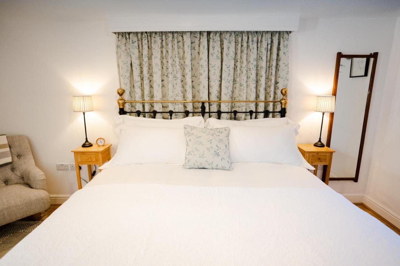 Hovell Hall Country Bed And Breakfast Norwich Exterior photo