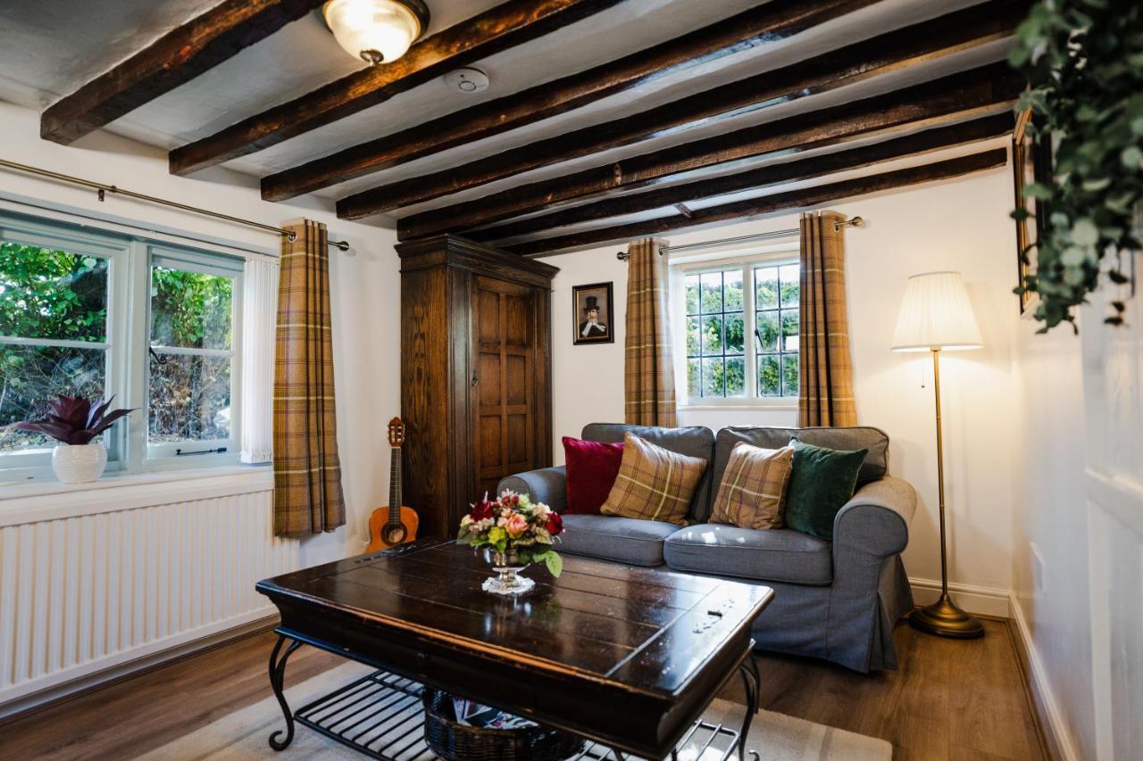 Hovell Hall Country Bed And Breakfast Norwich Exterior photo